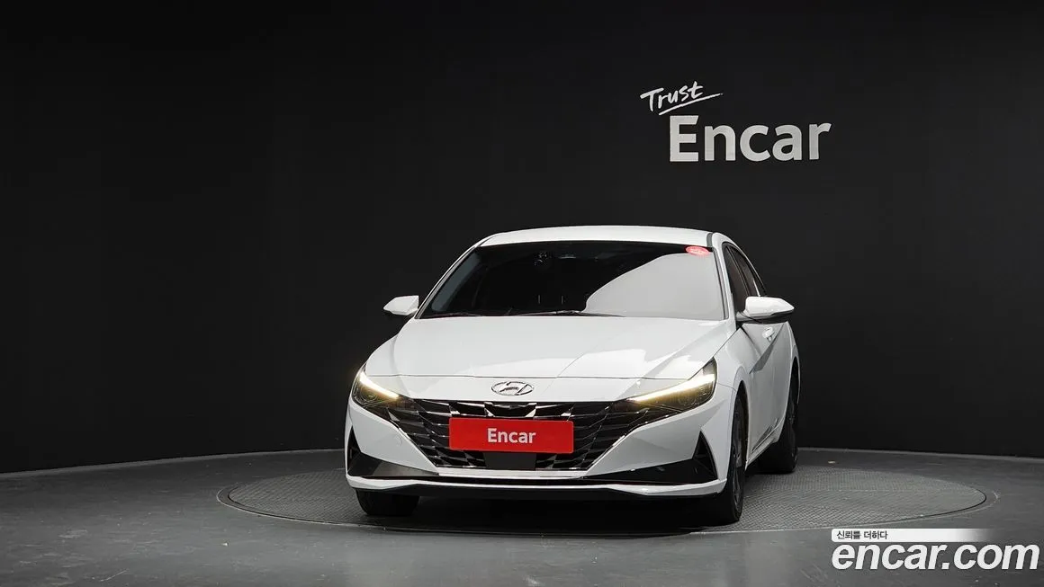 Hyundai AVANTE — фото 3
