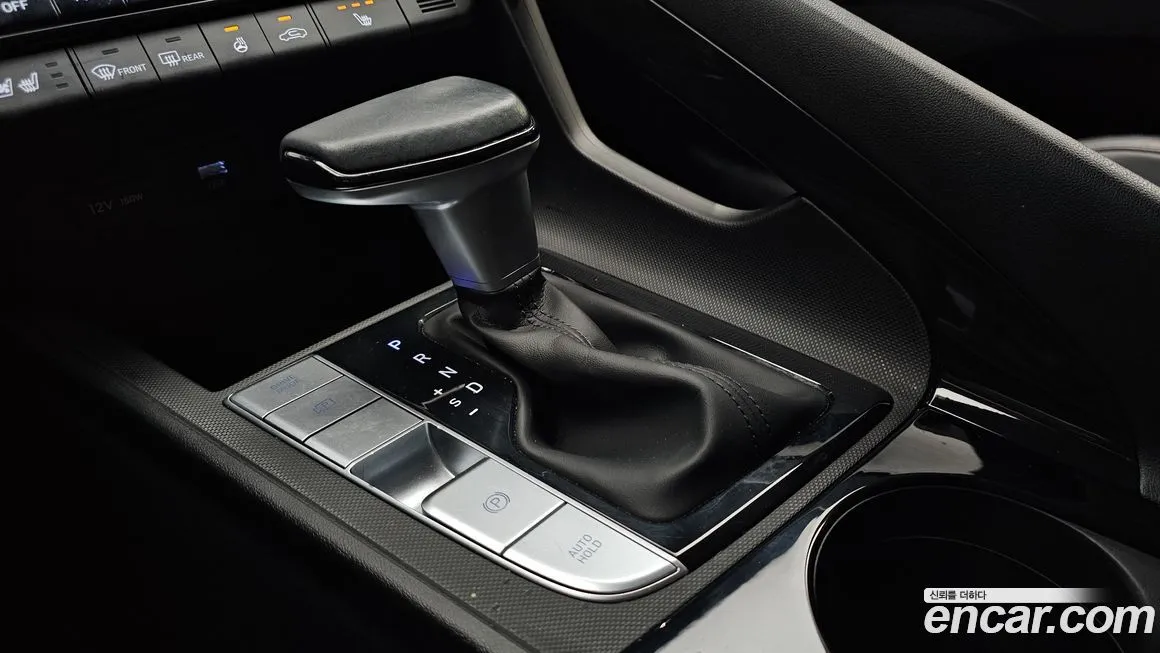 Hyundai AVANTE — фото 9