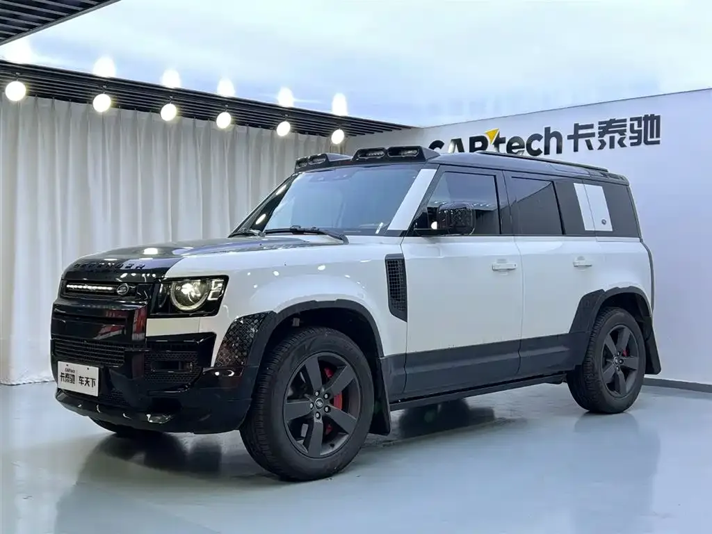 Land Rover Defender — фото 1