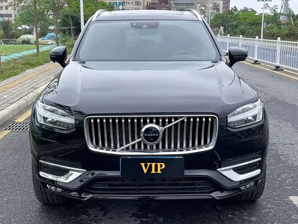 Volvo XC90 — фото 2