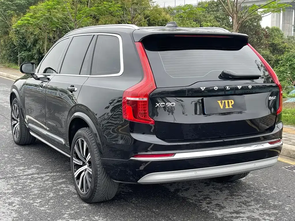 Volvo XC90 — фото 4