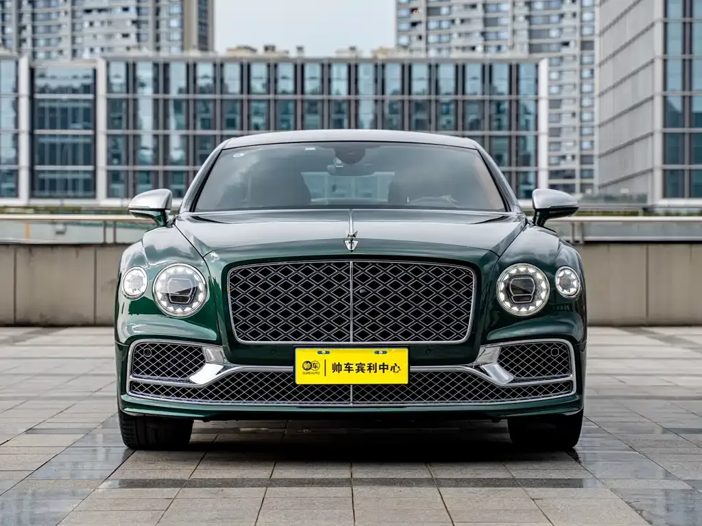 Bentley Flying Spur — фото 2