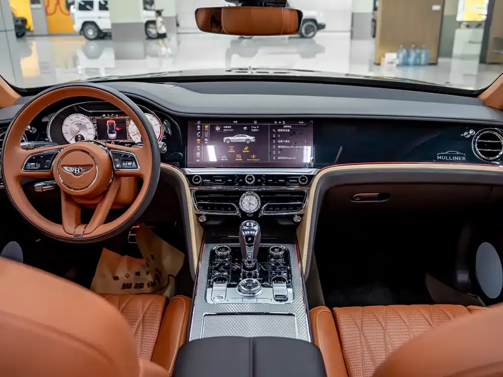 Bentley Flying Spur — фото 5