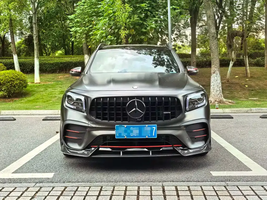 Mercedes-Benz GLB AMG — фото 2
