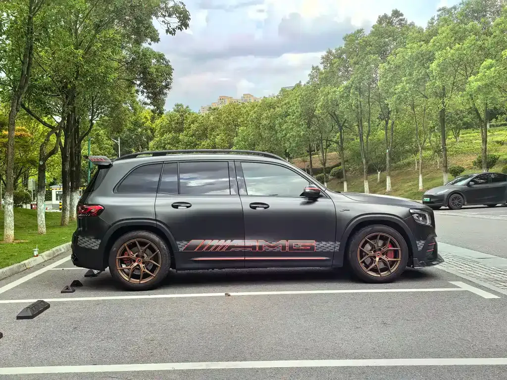 Mercedes-Benz GLB AMG — фото 4