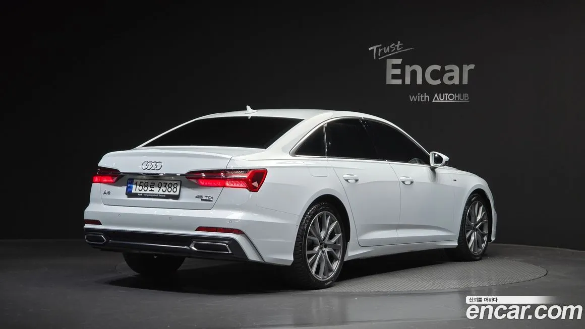 Audi A6 — фото 2