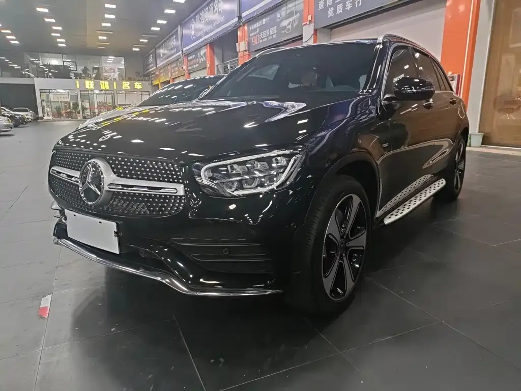 Mercedes-Benz GLC — фото 1