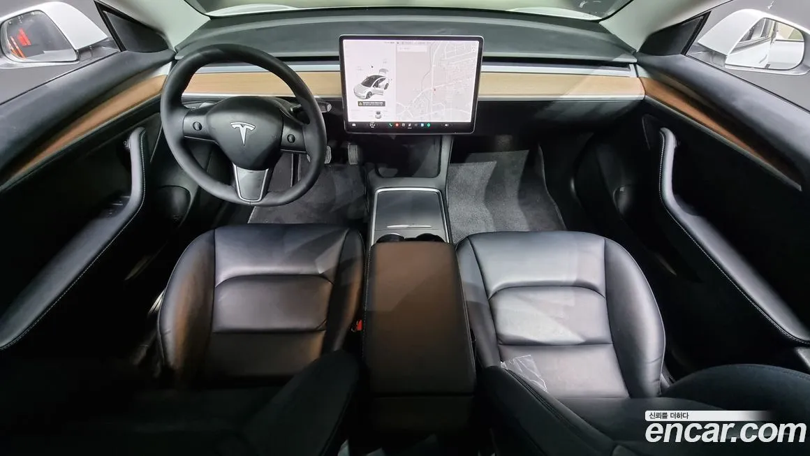 Tesla Model 3 — фото 7