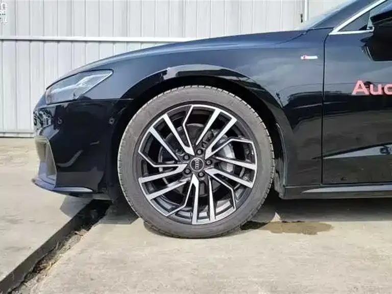 Audi A7 — фото 6