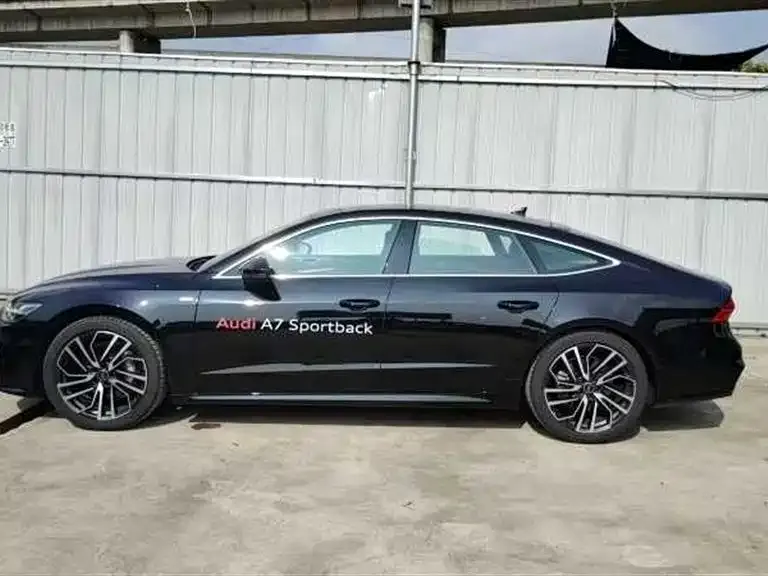Audi A7 — фото 7