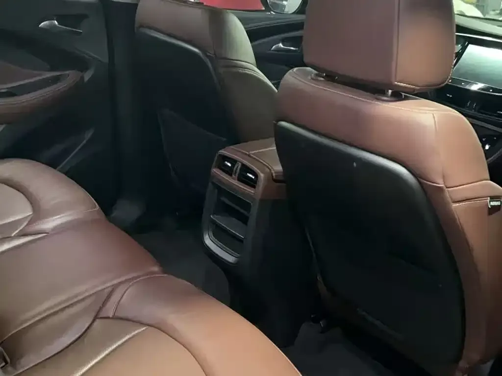 Buick Envision Plus — фото 6