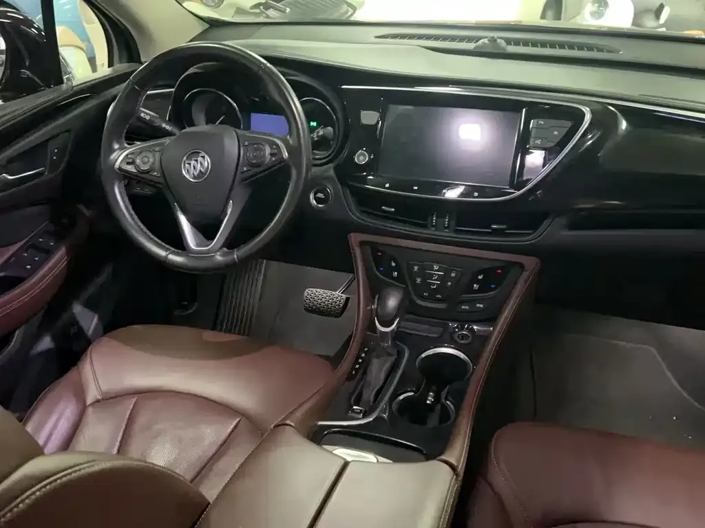 Buick Envision Plus — фото 8