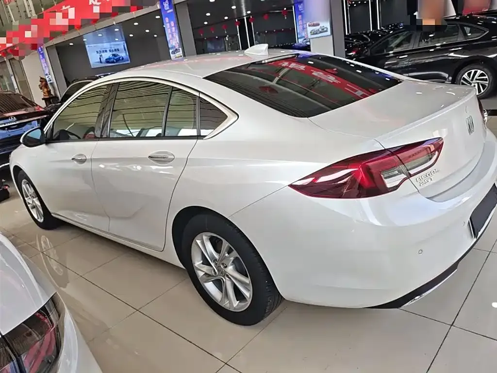 Buick Regal — фото 5