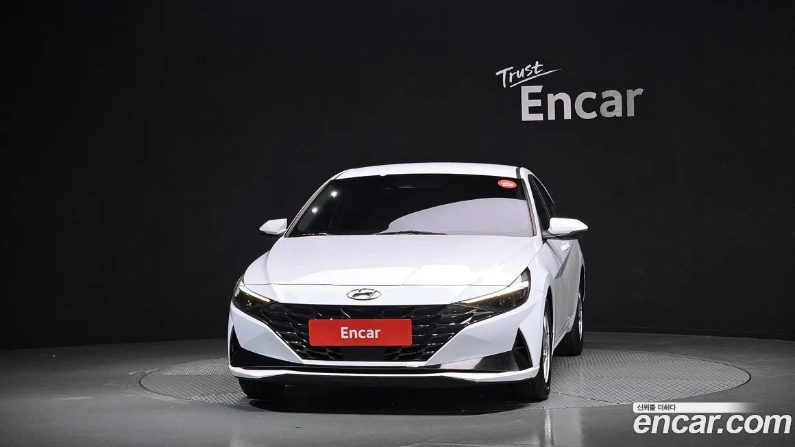 Hyundai AVANTE — фото 3