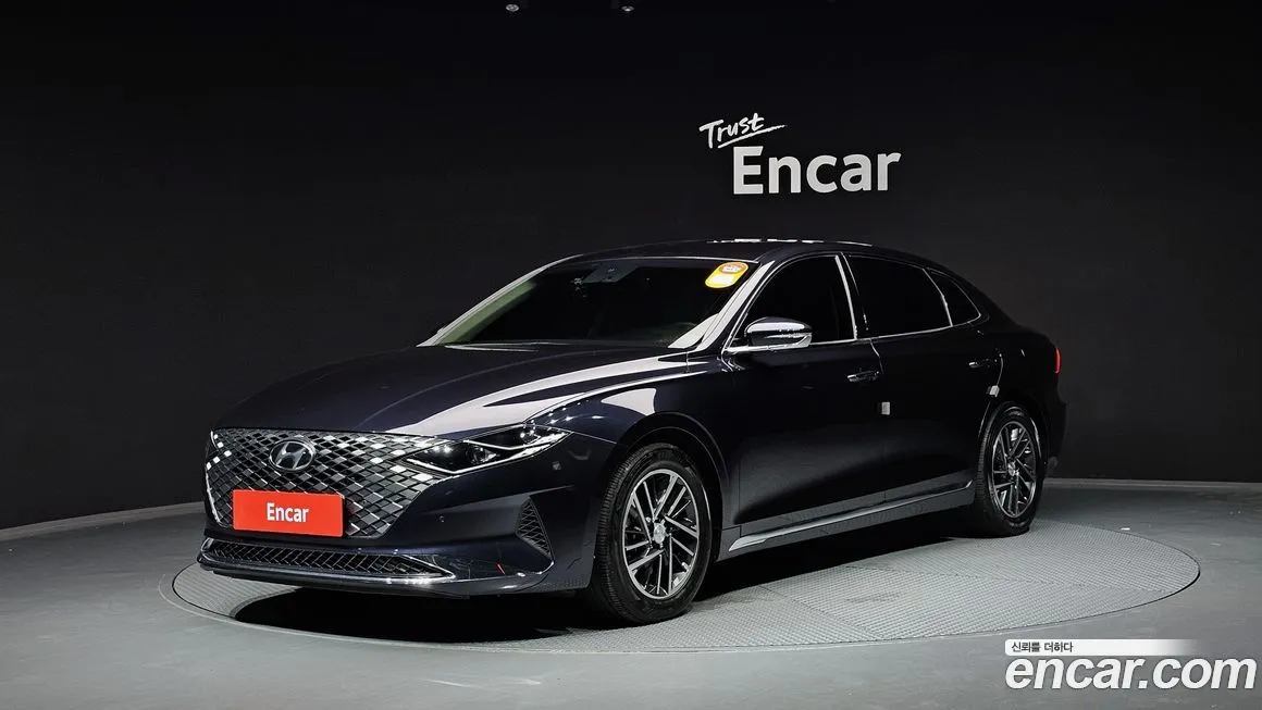 Hyundai Grandeur — фото 1
