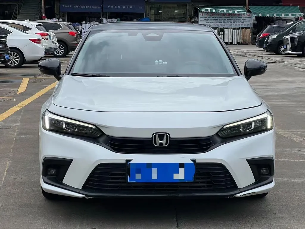 Honda Civic — фото 1