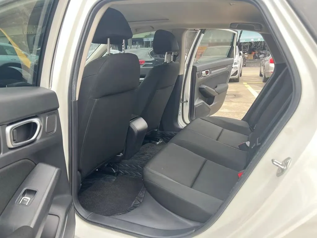 Honda Civic — фото 5