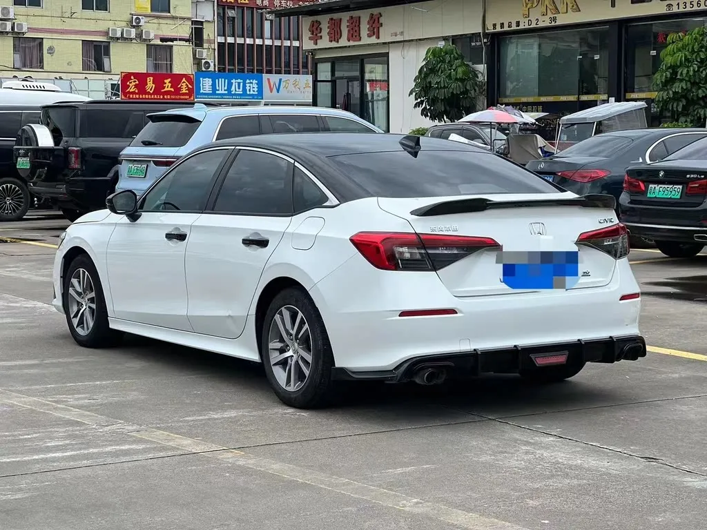 Honda Civic — фото 7
