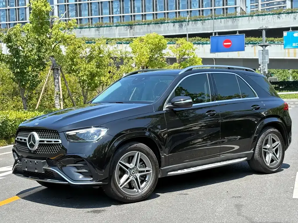 Mercedes-Benz GLE — фото 1