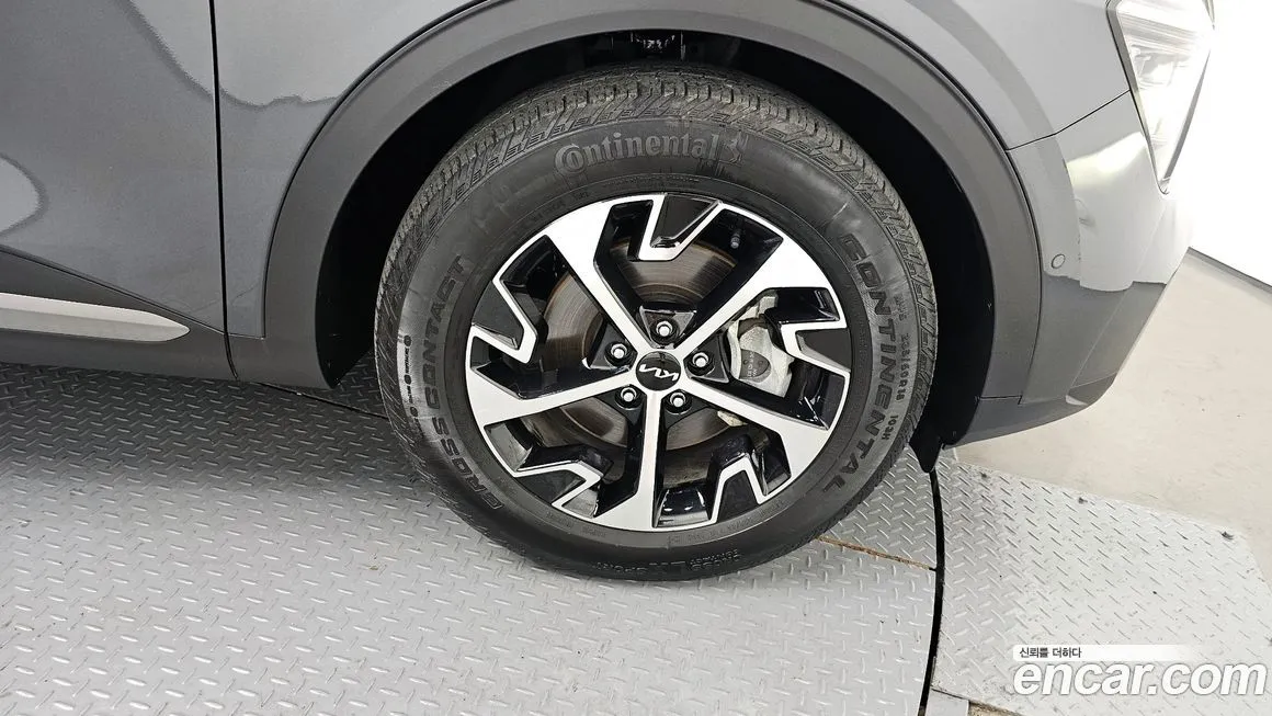 Kia Sportage — фото 5