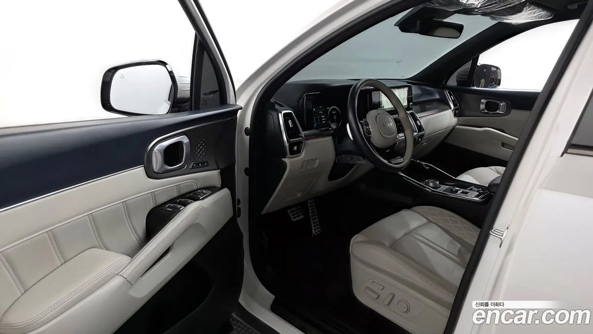 Kia Sorento — фото 10