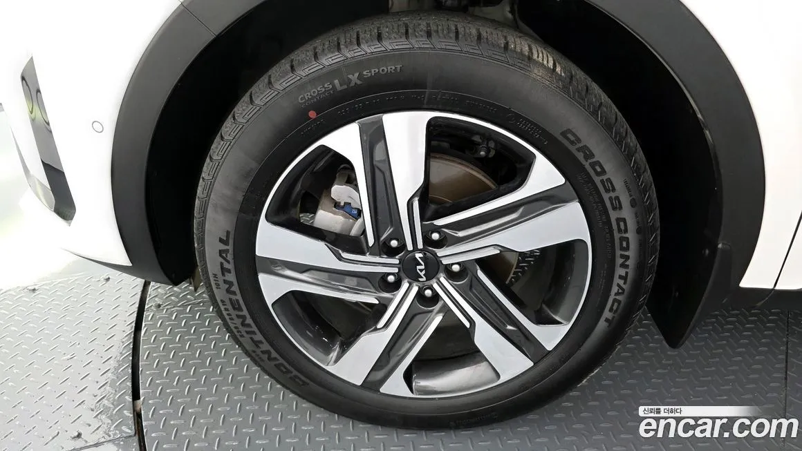 Kia Sorento — фото 5