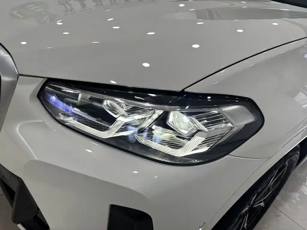 BMW X4 — фото 8