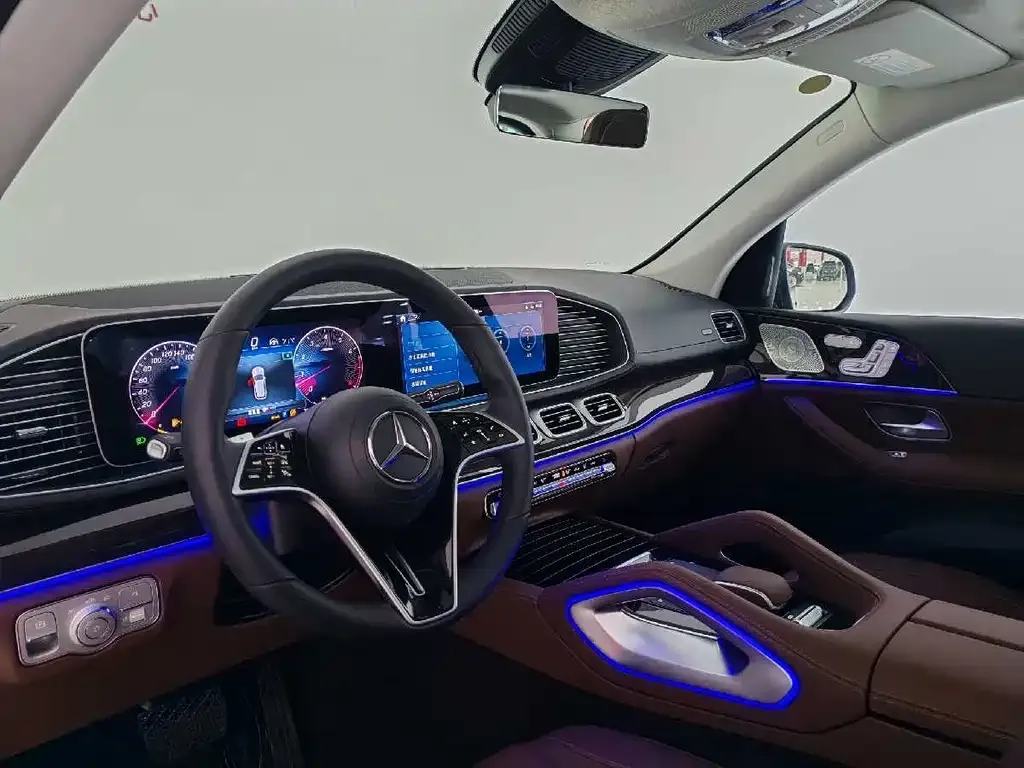 Mercedes-Benz GLE — фото 10