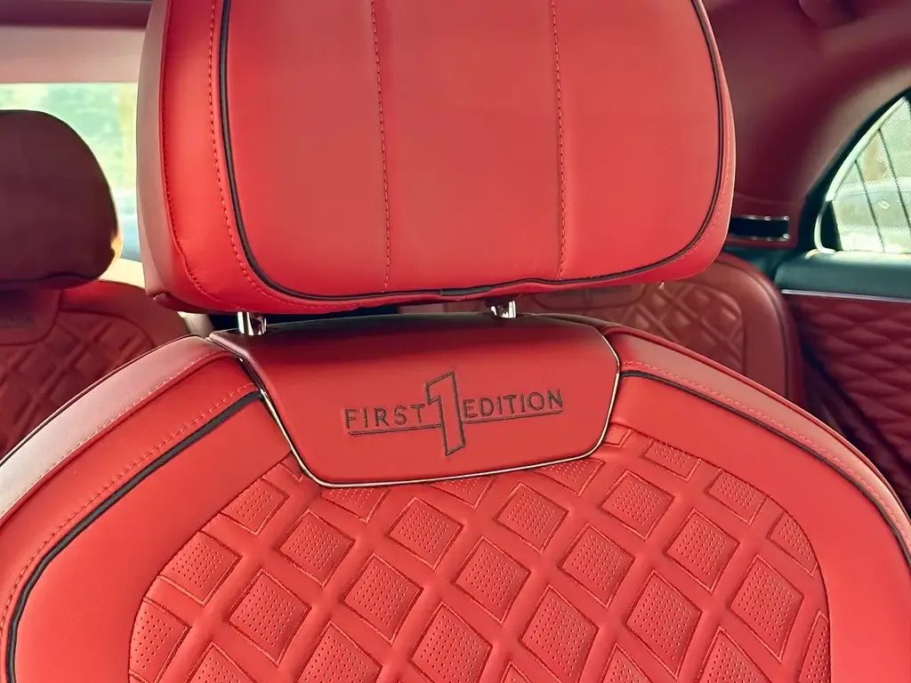 Bentley Flying Spur — фото 8
