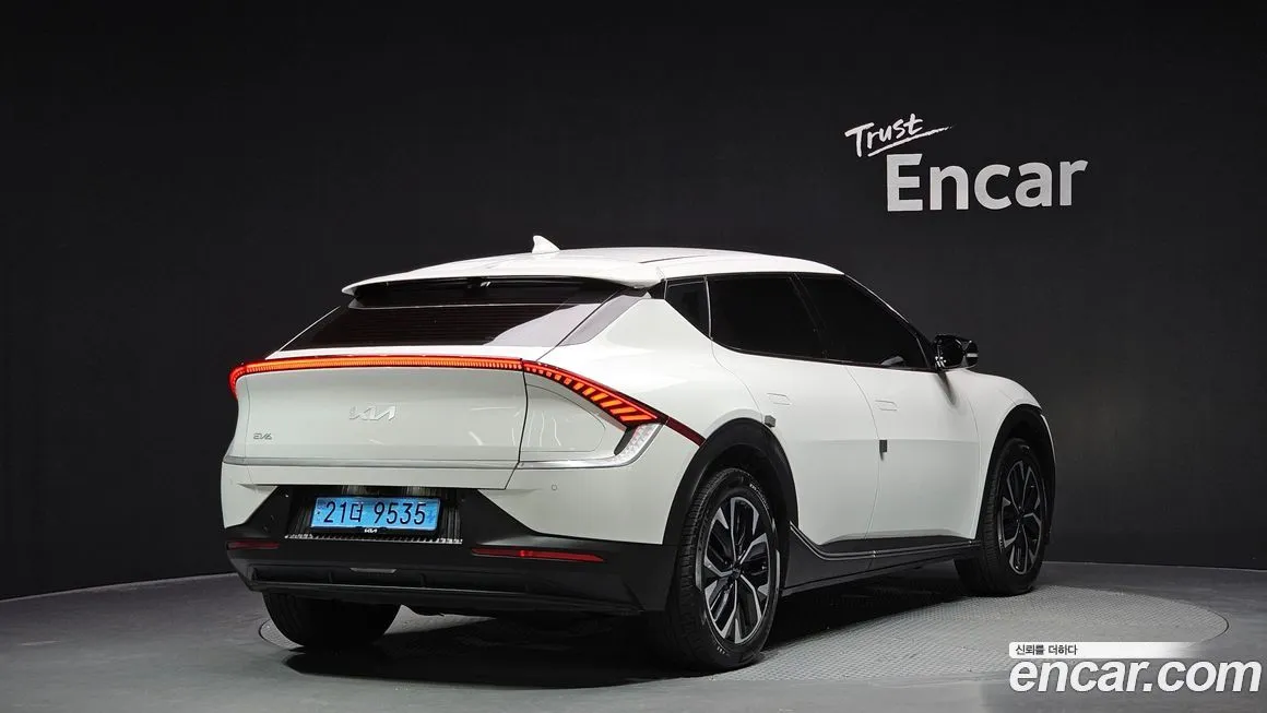 Kia EV6 — фото 2