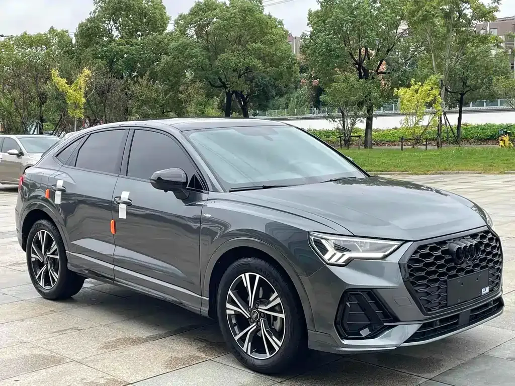 Audi Q3 Sportback — фото 3