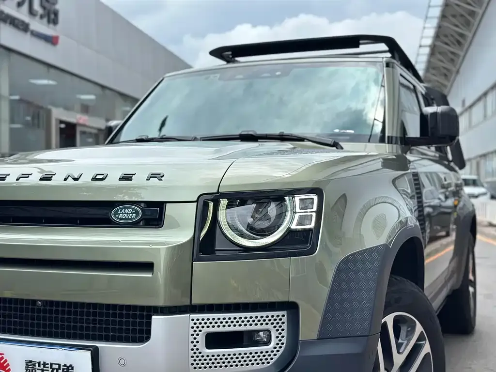 Land Rover Defender — фото 2