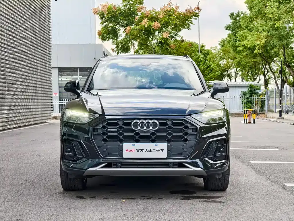 Audi Q5L — фото 2