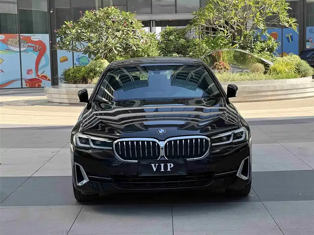 BMW 5 Series — фото 2