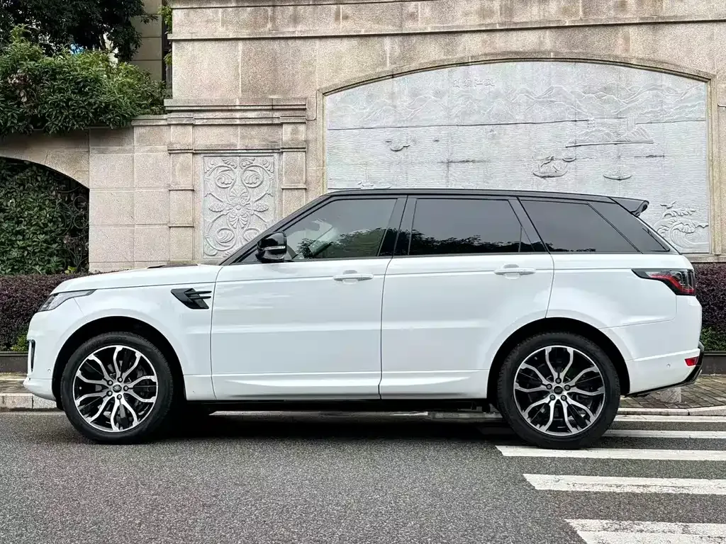 Land Rover Sport — фото 3