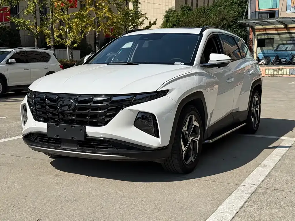 Hyundai Tucson — фото 1