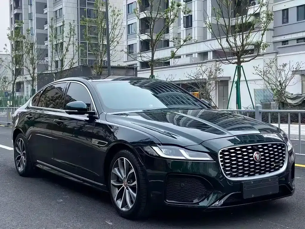 Jaguar XFL — фото 3