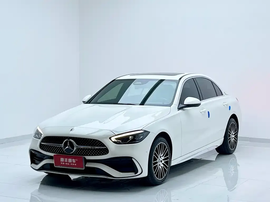 Mercedes-Benz C-Class — фото 1