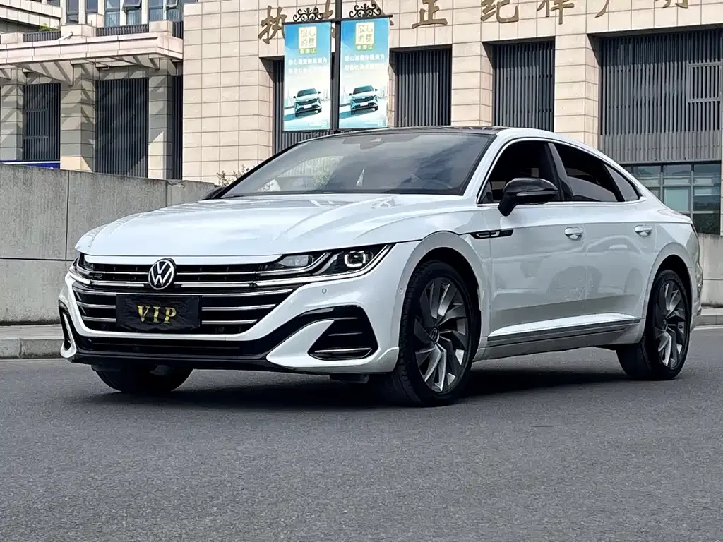 Volkswagen CC — фото 1