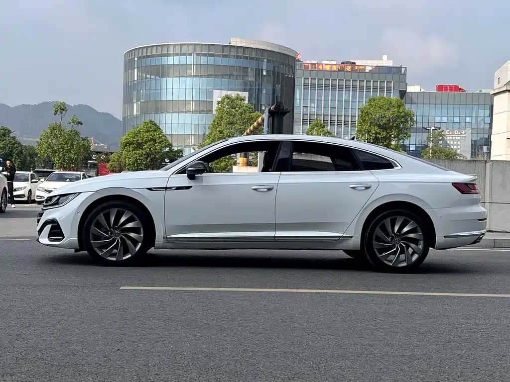 Volkswagen CC — фото 4