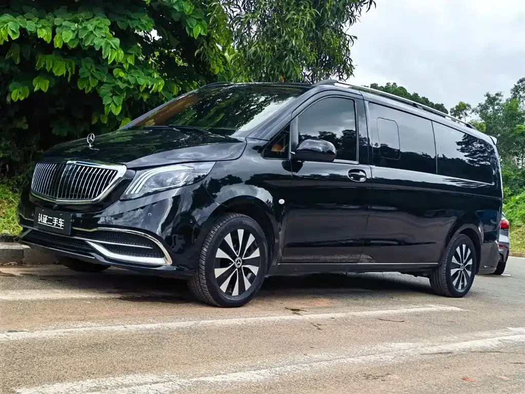 Mercedes-Benz Vito — фото 1