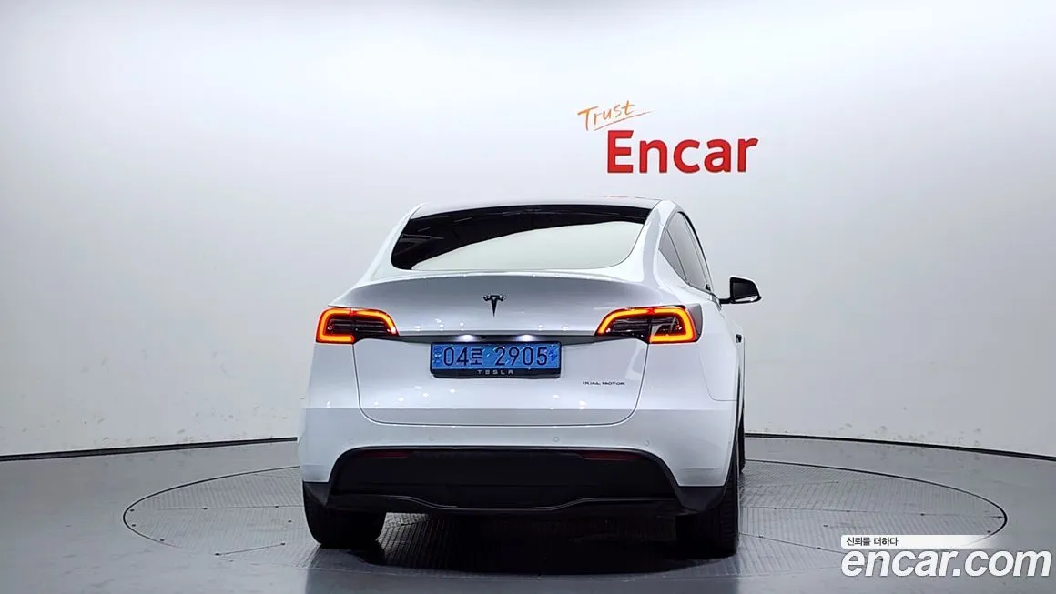 Tesla Model Y — фото 4