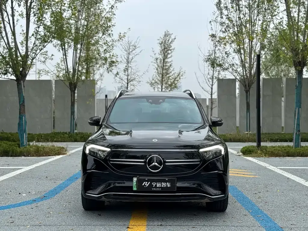 Mercedes-Benz EQB — фото 2