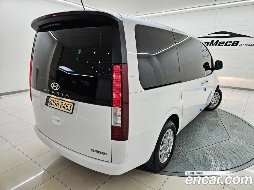 Hyundai Staria — фото 4