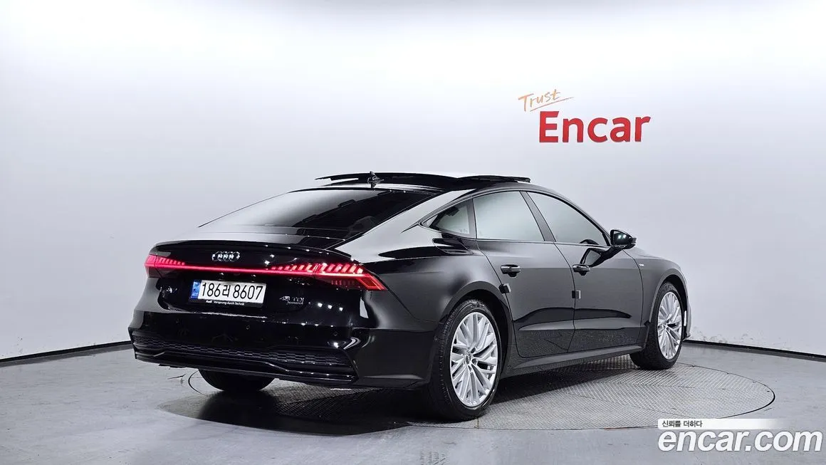 Audi A7 — фото 2