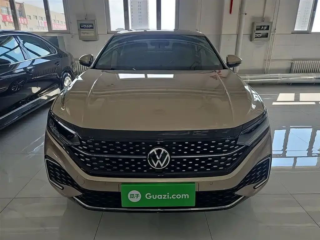 Volkswagen Passat — фото 10