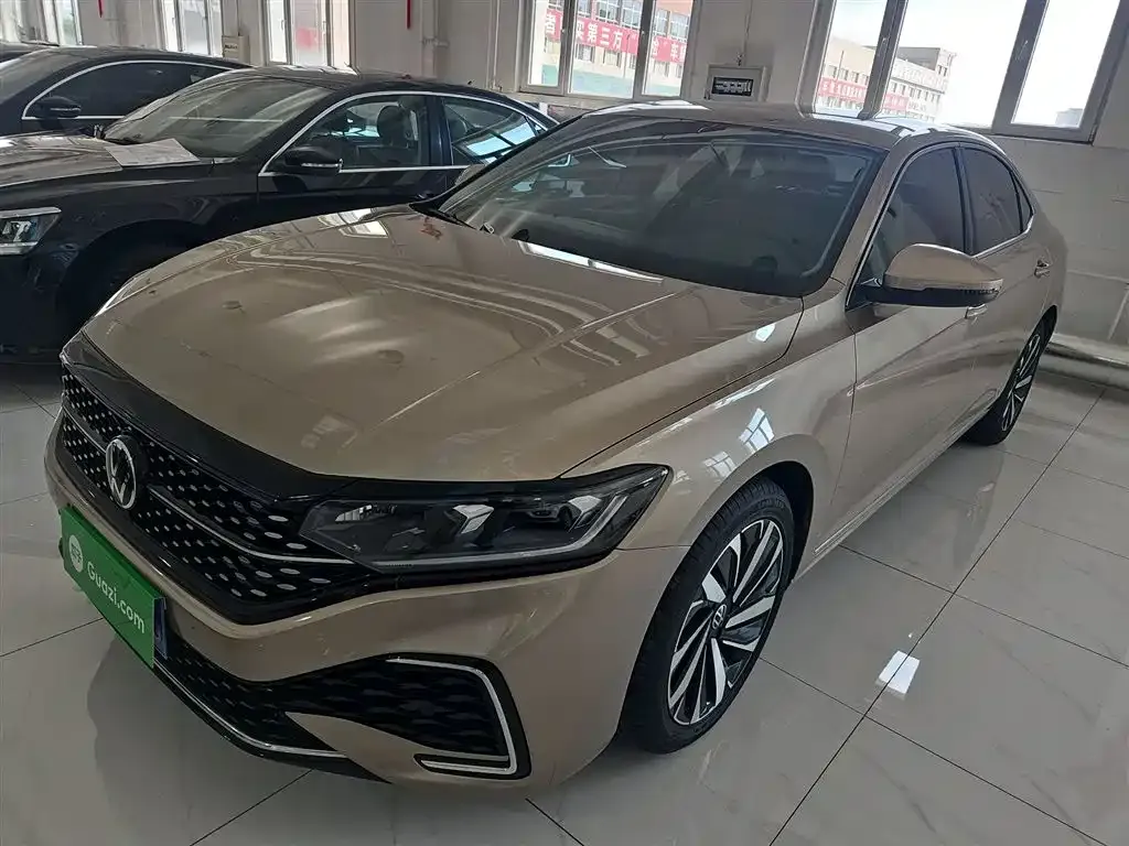 Volkswagen Passat — фото 9