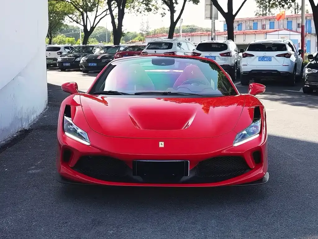 Ferrari F8 — фото 5