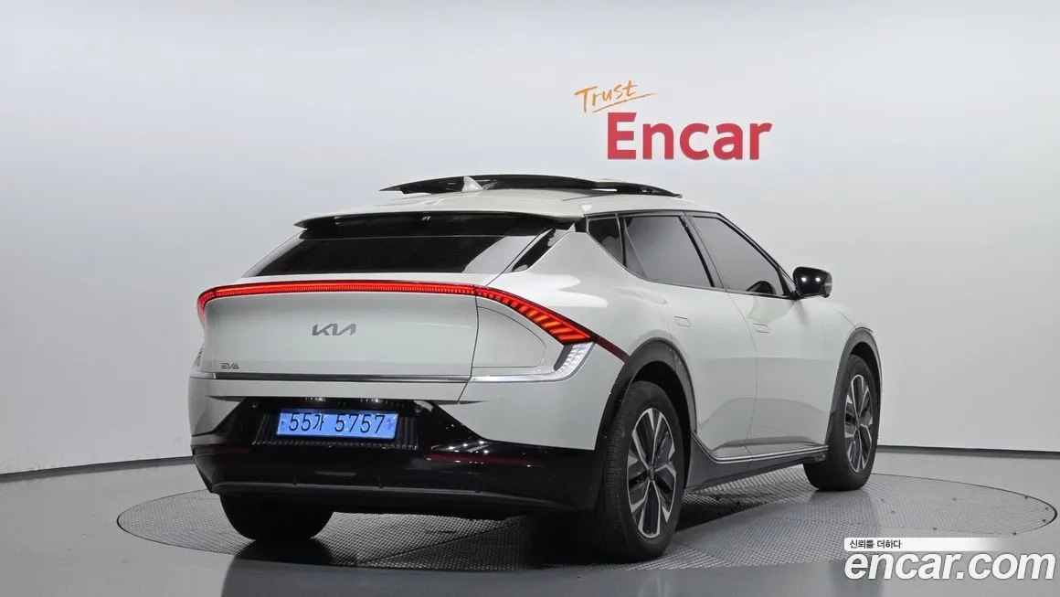 Kia EV6 — фото 2