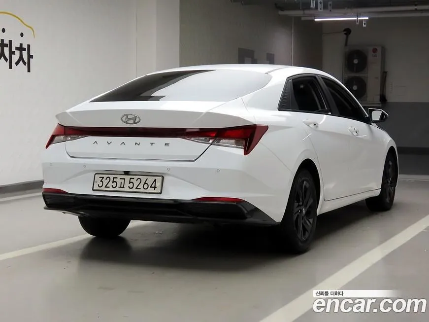 Hyundai AVANTE — фото 4
